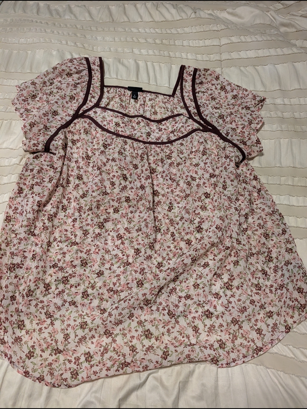 torrid Pink Floral Puff-Sleeve Blouse with Dark Trim